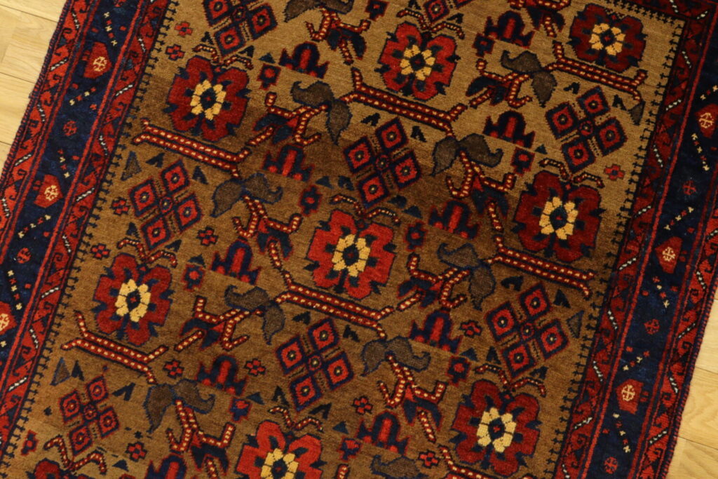 アフシャール　アンティーク　122×95ｃｍ　AS-0217