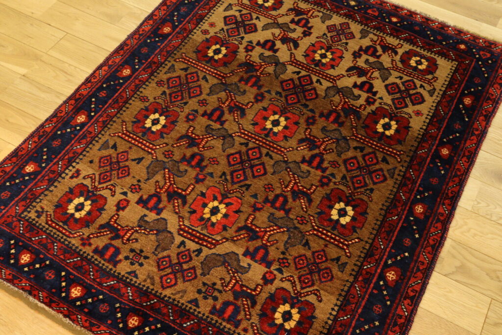 アフシャール　アンティーク　122×95ｃｍ　AS-0217